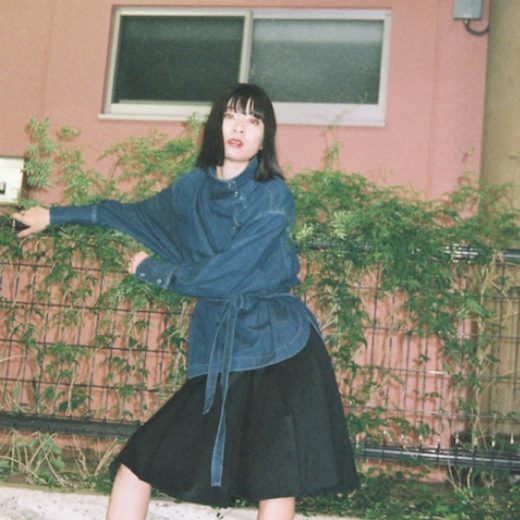 写真家・草野庸子が撮るとんだ林蘭「すべてが一時的なものです」