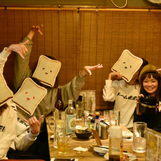 チーム未完成の「働くとは何ぞや」第一回ゲスト:刺繍作家・小菅くみ