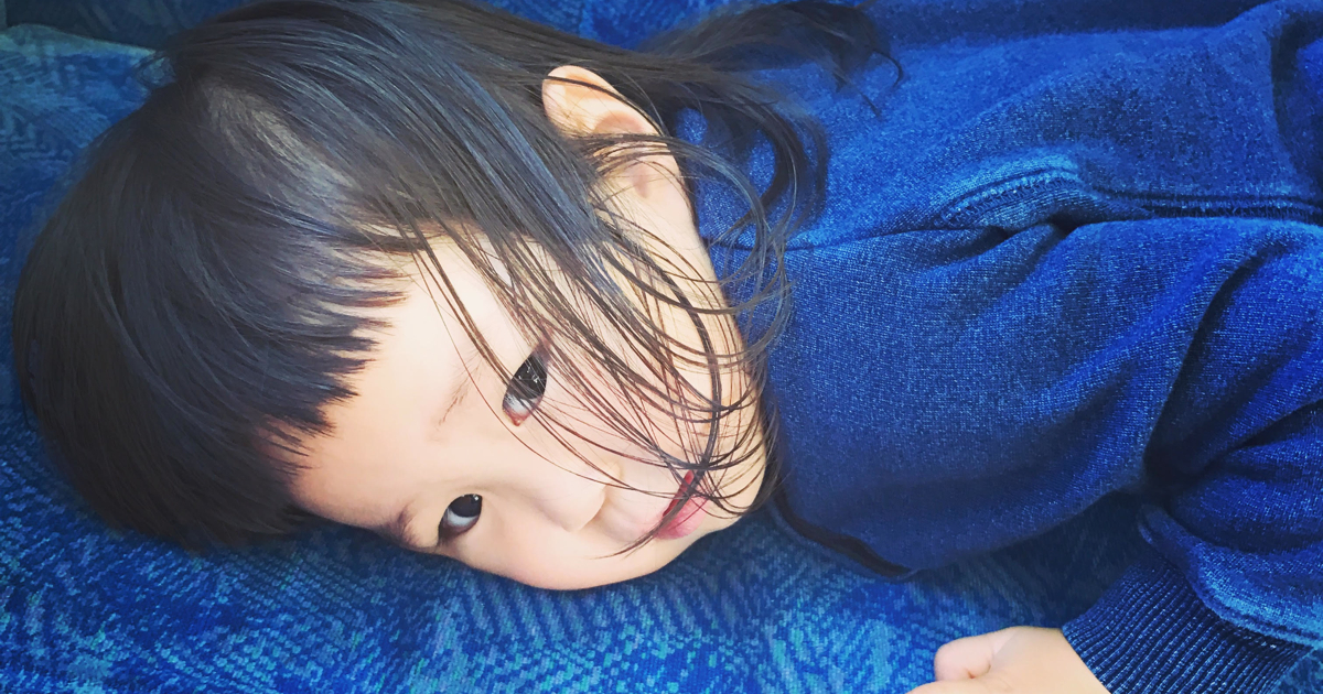言葉を覚えゆく娘は、行ったり来たりして人になって/クロダミサト