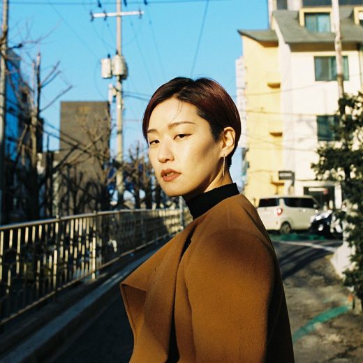 待っていてください。わたしは新しい言語を学んでいます。/イ・ラン