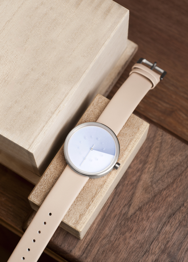 時刻が消える」刹那的な腕時計、She is オリジナルカラーで発売開始 
