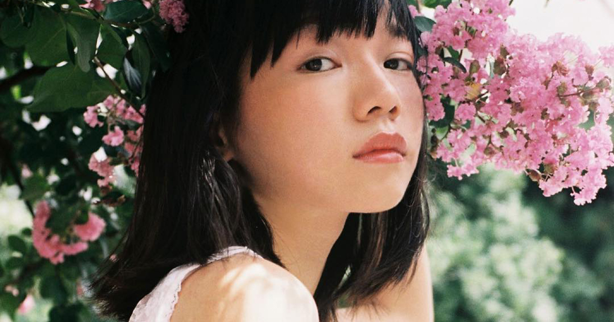 3名の女性から立ち上る魅力、あこがれの「ガールフレンド感」