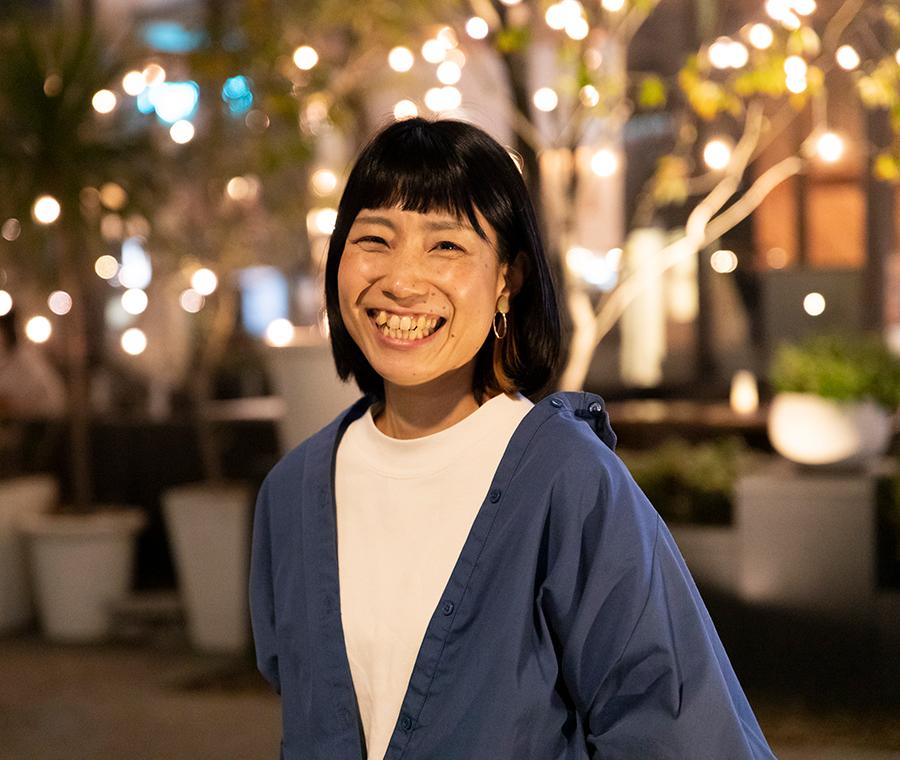 しんどいからこそ笑いを。竹田モモコが方言で光を当てる漠とした不安